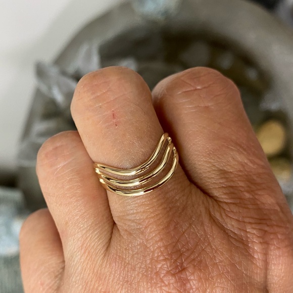 6mm 14k Solid Yellow Gold Band Ring - Picture 10 of 14